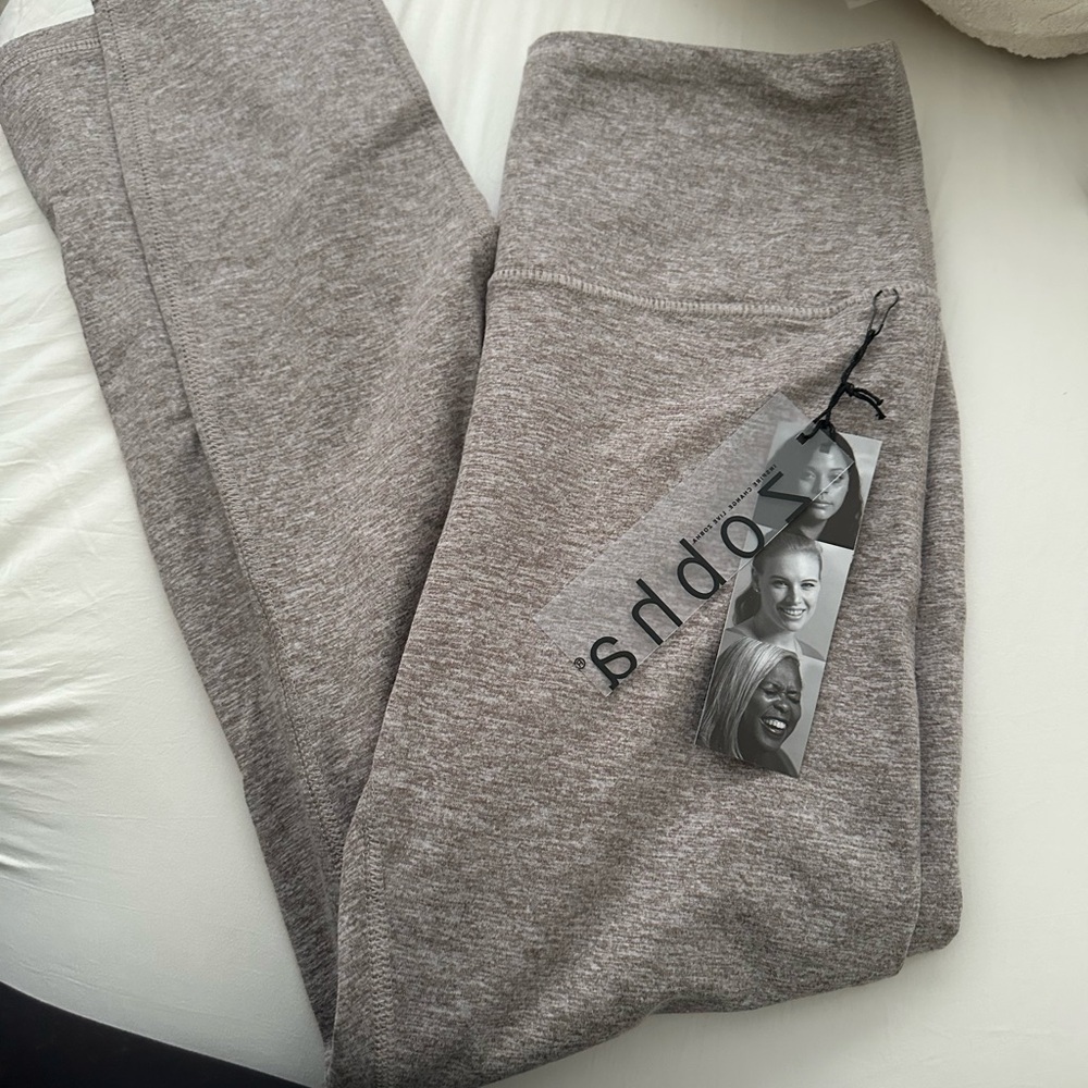 Zobha Heathered Gray Leggings